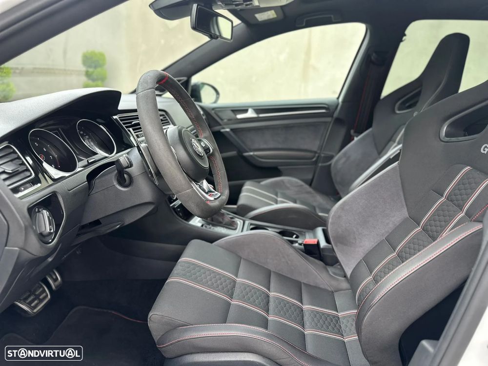 VW Golf GTI Clubsport DSG - 15