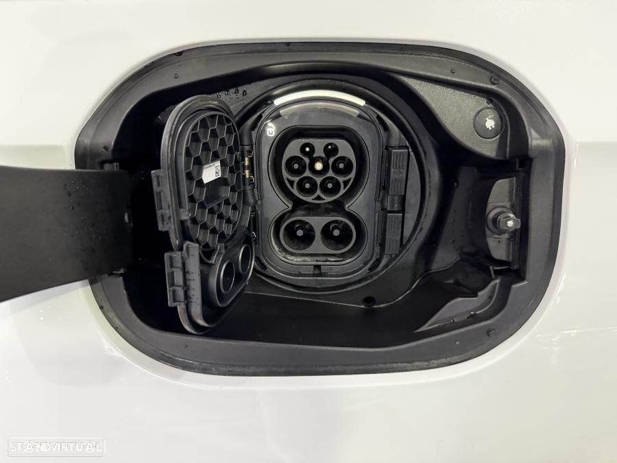 Mercedes-Benz E 300 de 4Matic All-Terrain - 60