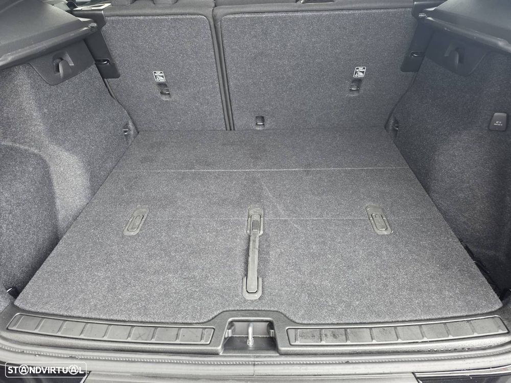 Volvo XC 40 2.0 B3 Essential - 9