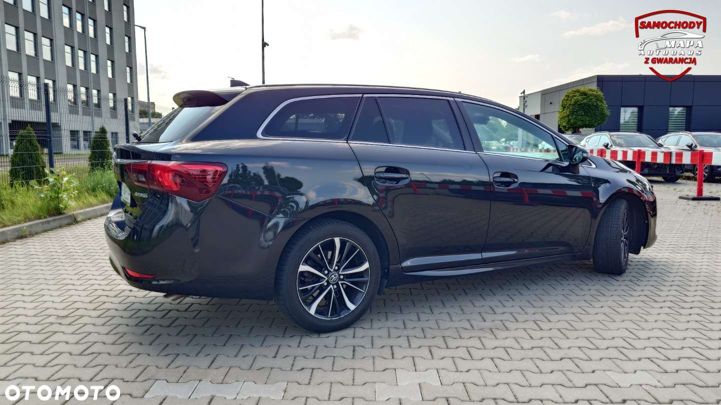 Toyota Avensis - 17