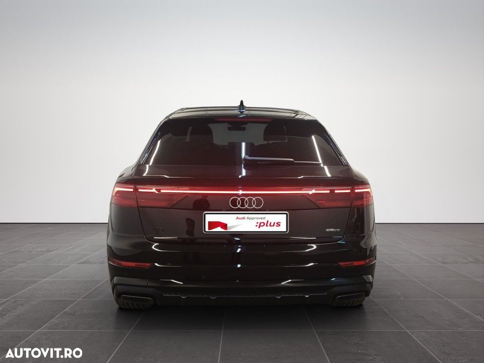 Audi Q8 - 4