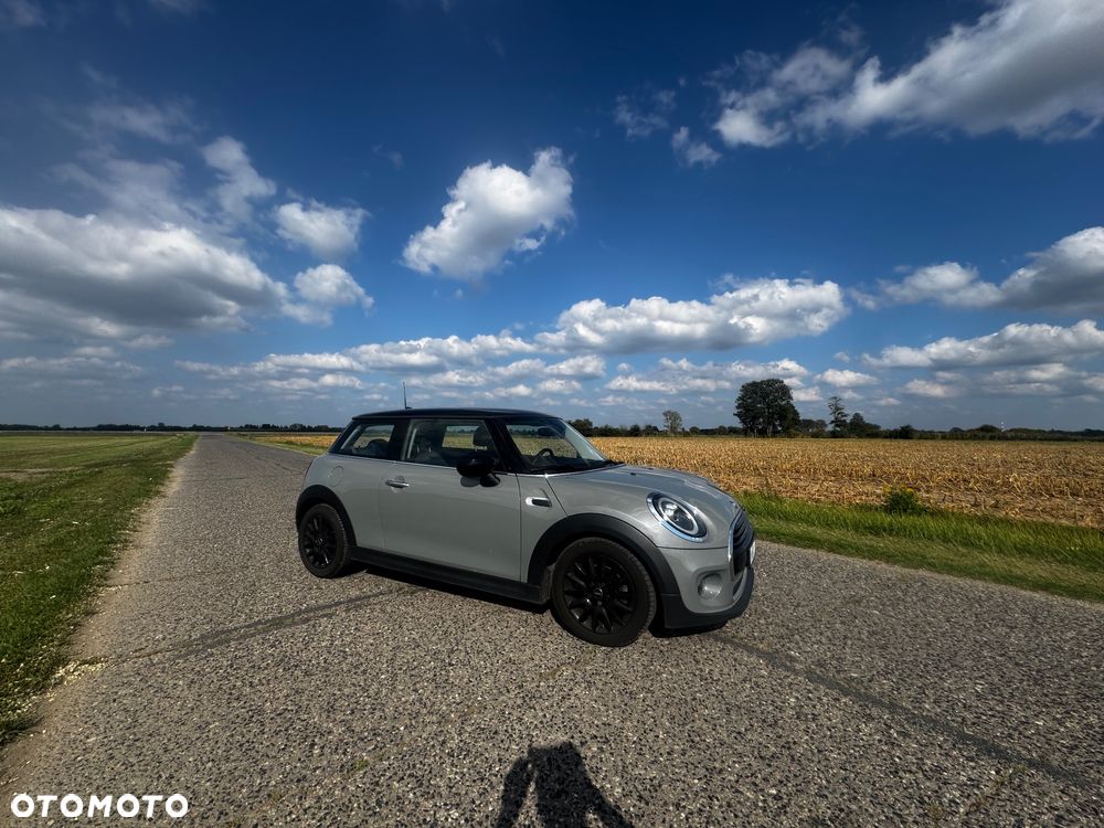 MINI Cooper Standard - 2