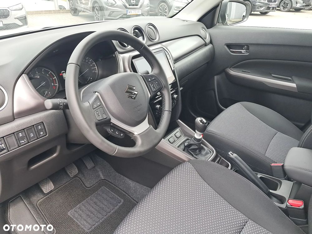 Suzuki Vitara 1.4 Boosterjet mHEV Premium Plus 2WD - 9