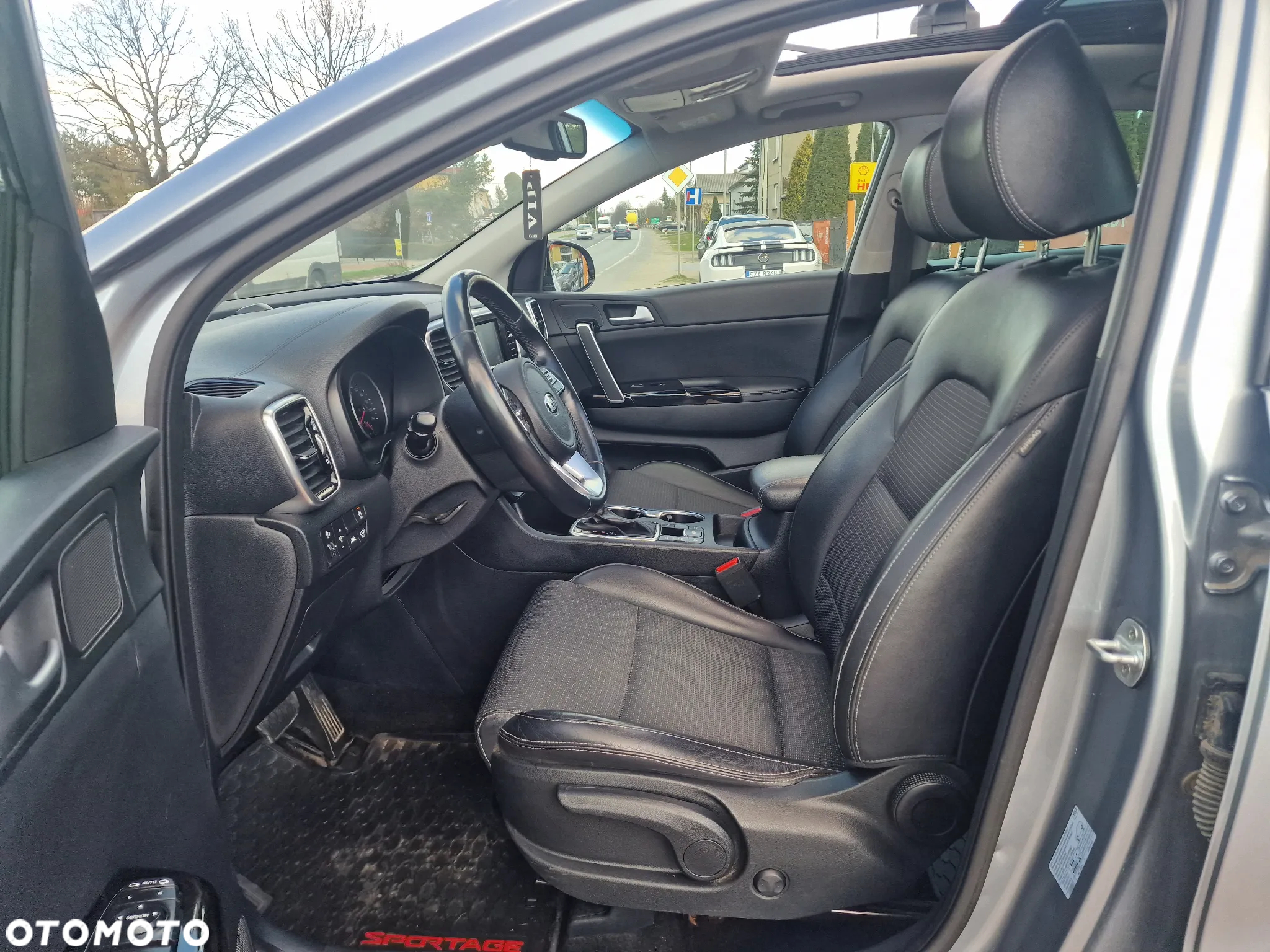 Kia Sportage 1.6 CRDI L Business Line 4WD DCT - 11