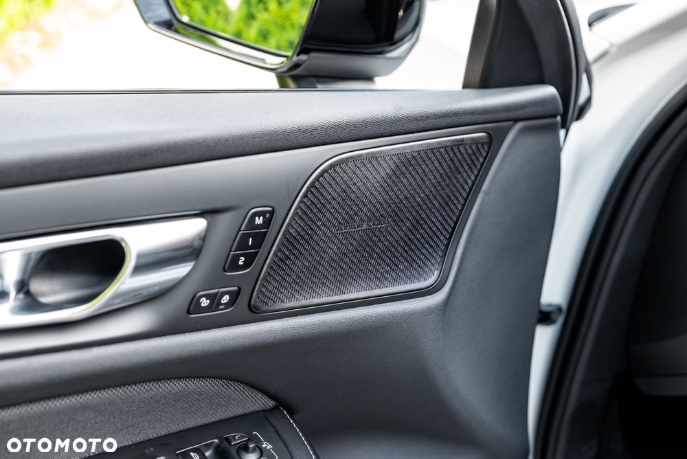 Volvo V60 B4 D Geartronic RDesign - 18