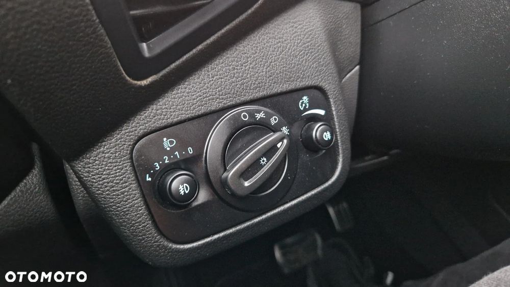 Ford Kuga 2.0 TDCi 4x4 Individual - 11