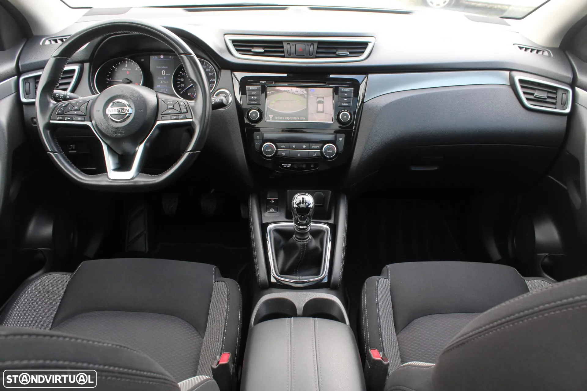 Nissan Qashqai 1.5 dCi N-Connecta - 10