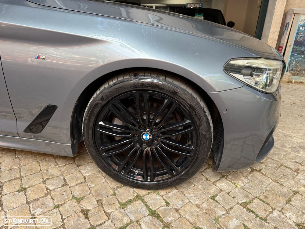 BMW 520 d Pack Desportivo M Auto - 10