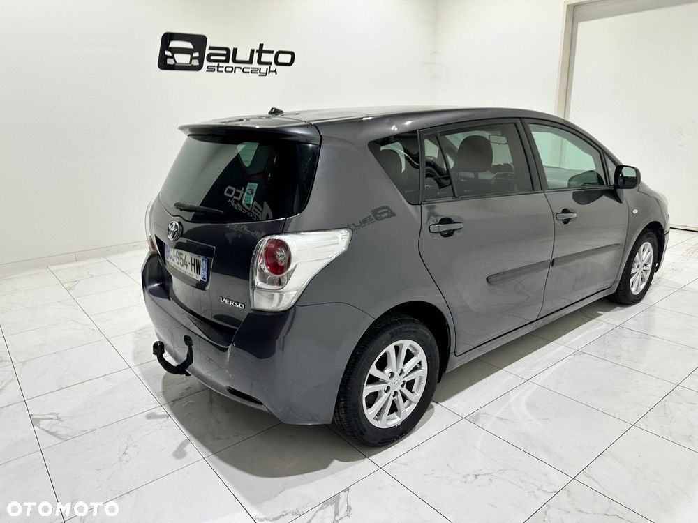 Toyota Verso - 10