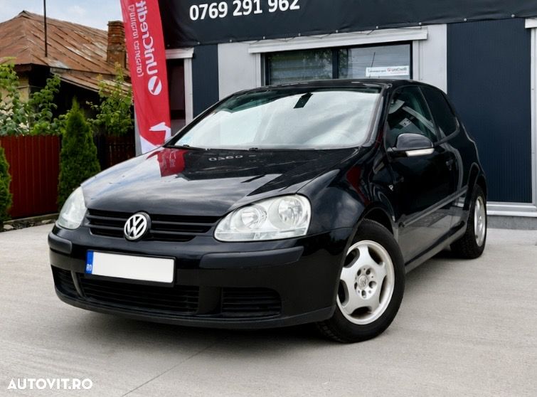 Volkswagen Golf - 2