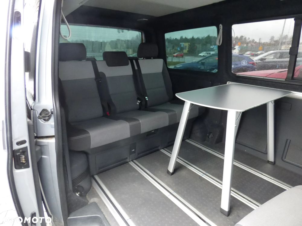 Volkswagen MULTIVAN - 37