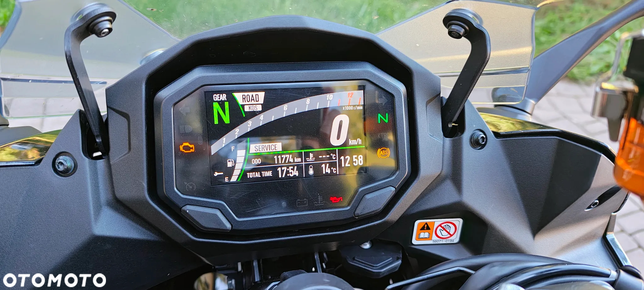 Kawasaki Ninja 1000 SX - 8