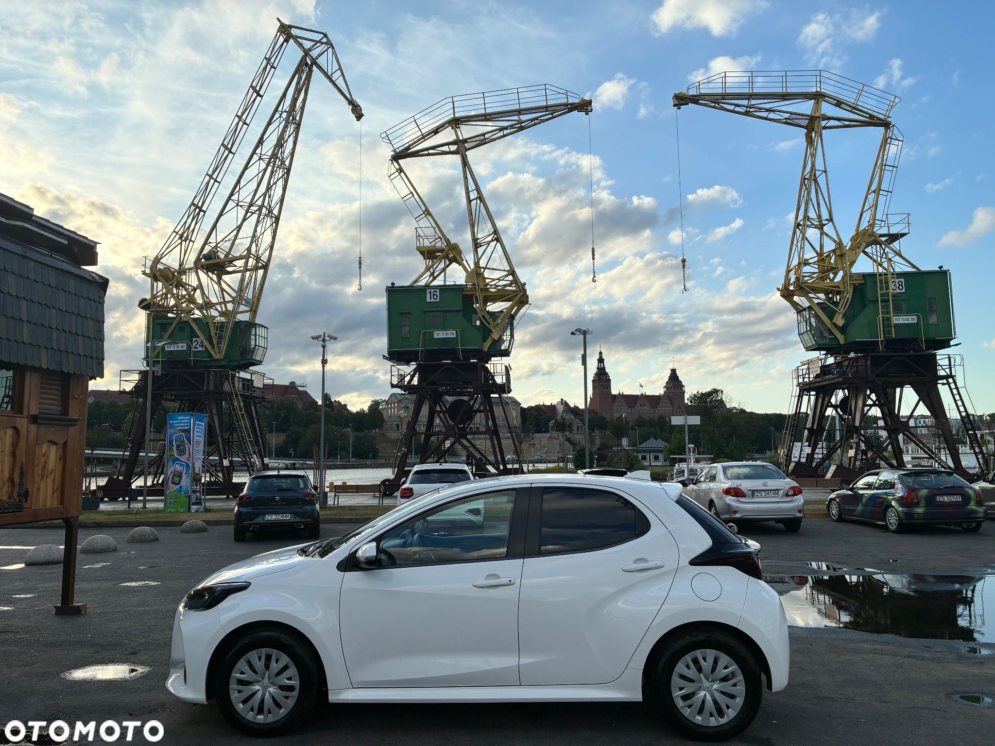 Toyota Yaris 1.0 Active - 1