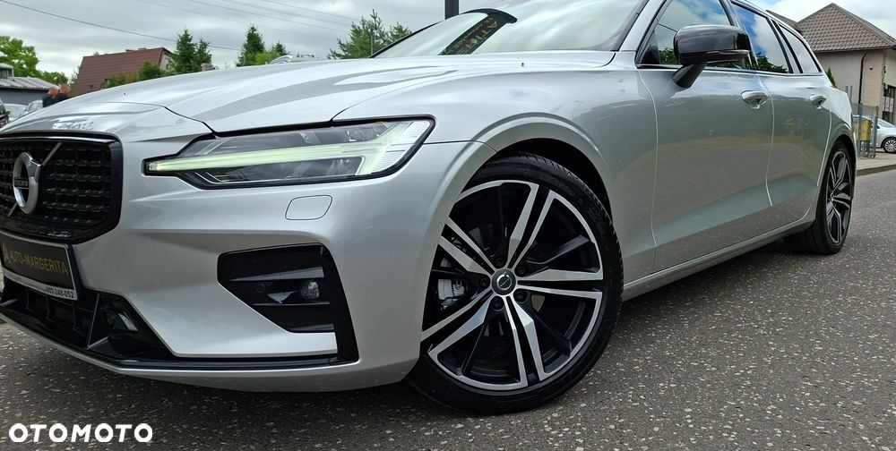 Volvo V60 D3 Geartronic RDesign - 32