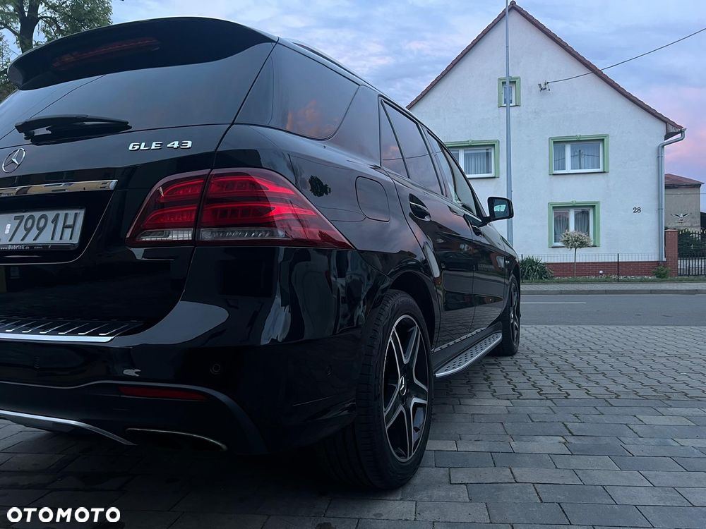 Mercedes-Benz GLE AMG 43 4Matic 9G-TRONIC AMG Line - 15