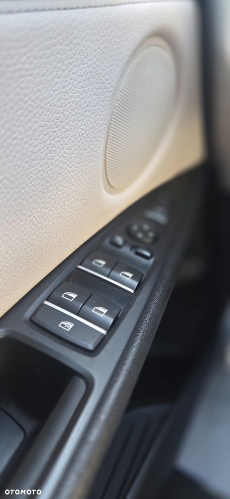 BMW X5 xDrive25d - 16