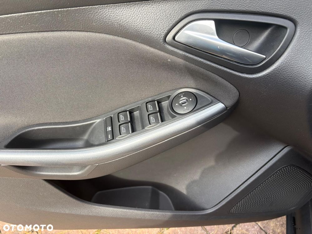 Ford Focus 1.6 TI-VCT Titanium - 8