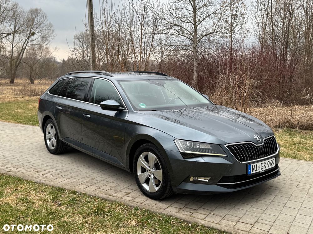 Skoda Superb 2.0 TDI DSG Premium Edition - 21