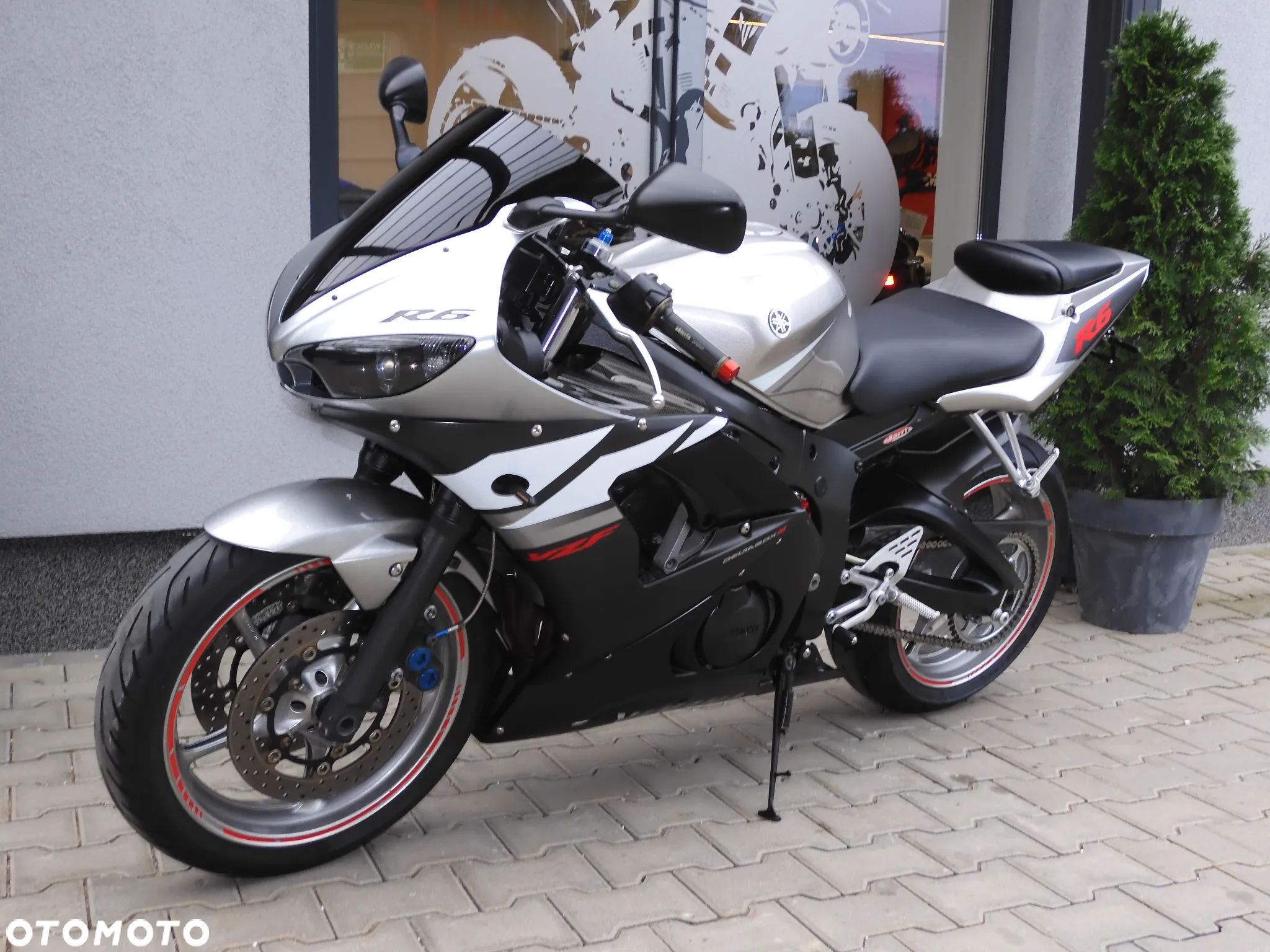 Yamaha R6 - 30