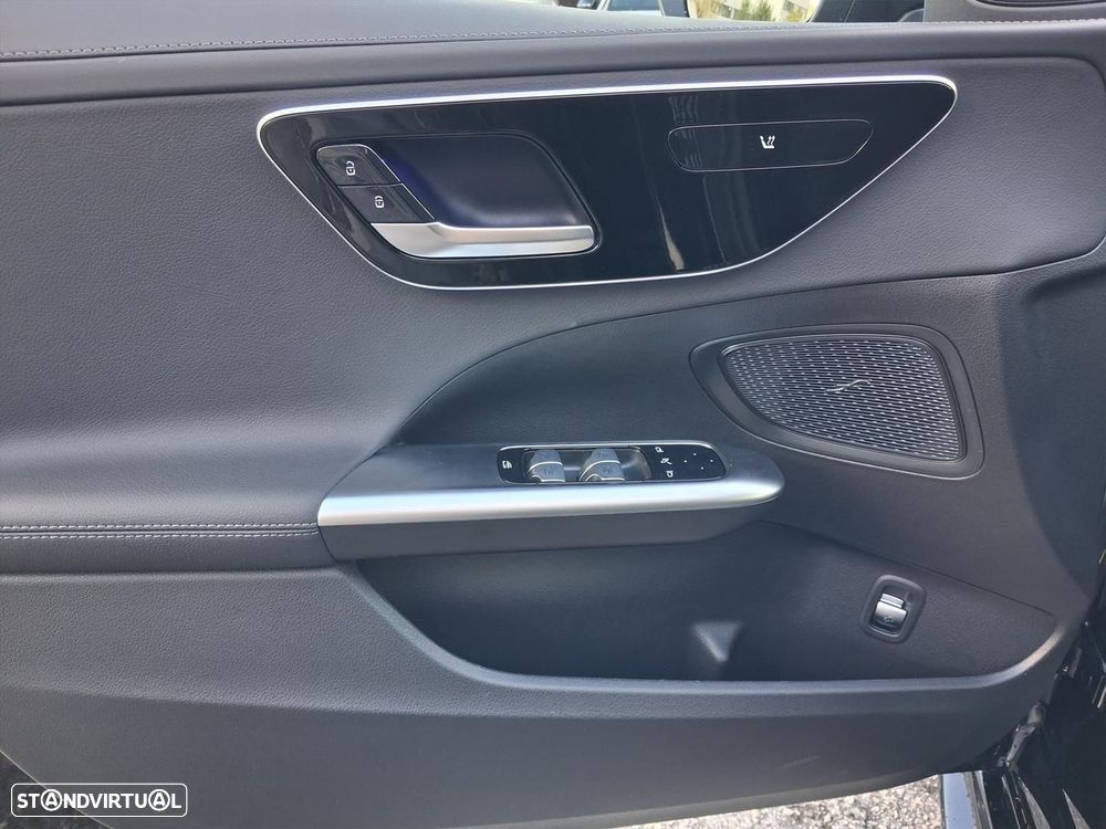 Mercedes-Benz C 300 de AMG Line - 9