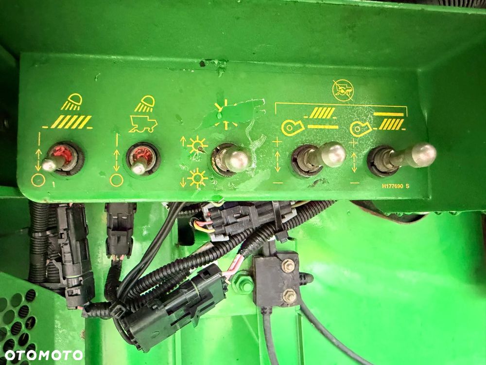 John Deere 9880i STS - 18