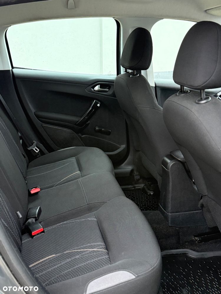 Peugeot 208 1.4 VTi Access - 6