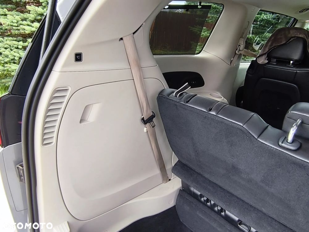 Chrysler Pacifica - 19
