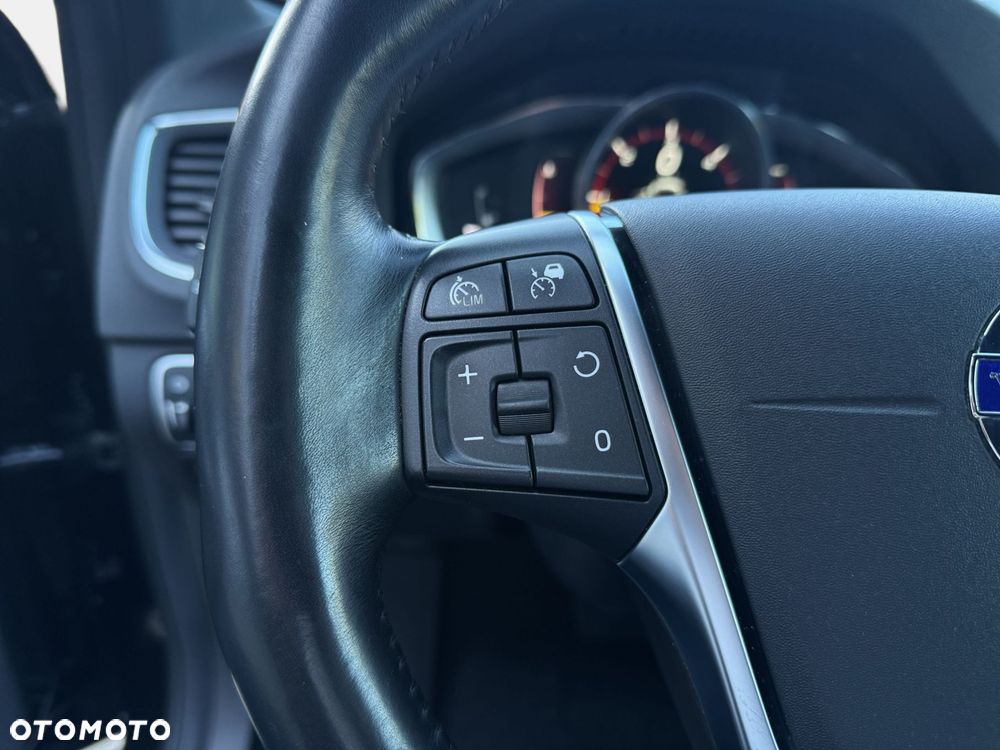 Volvo V60 - 15