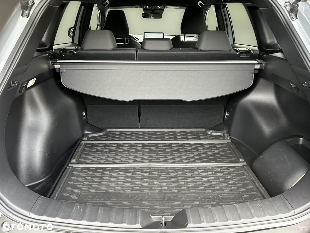 Toyota Corolla Cross 2.0 Hybrid Style - 19