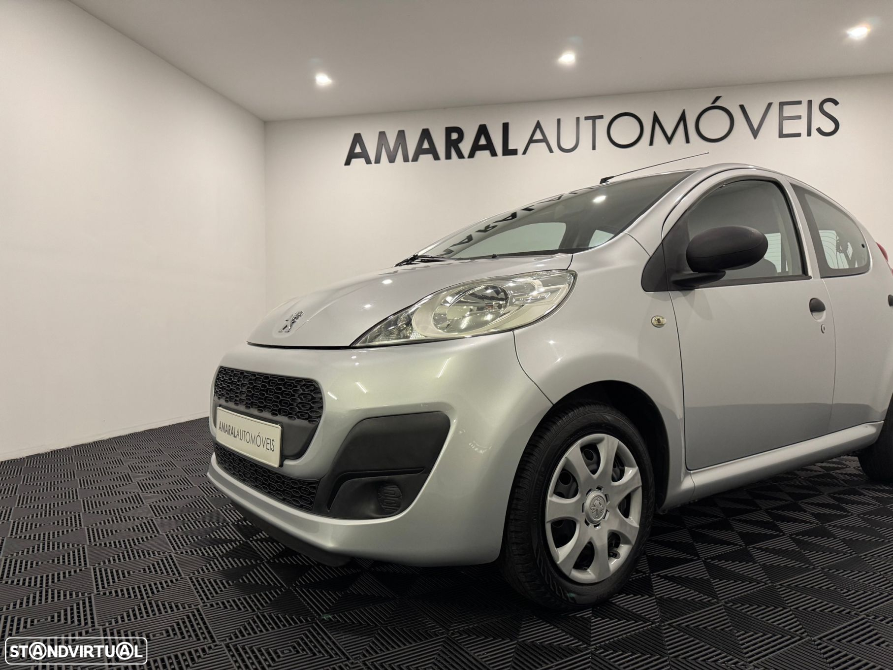 Peugeot 107 1.0 Urban - 14