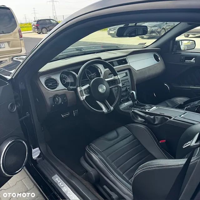 Ford Mustang ver-5-0-v8-gt - 4