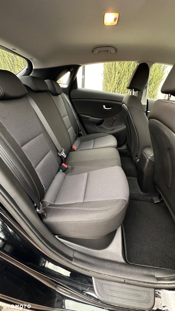 Hyundai i30 1.4 Comfort - 36