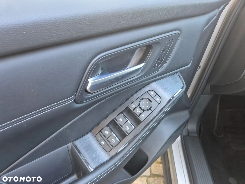Nissan X-Trail - 28