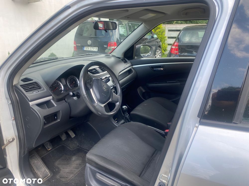 Suzuki Swift 1.2 Comfort Plus - 9