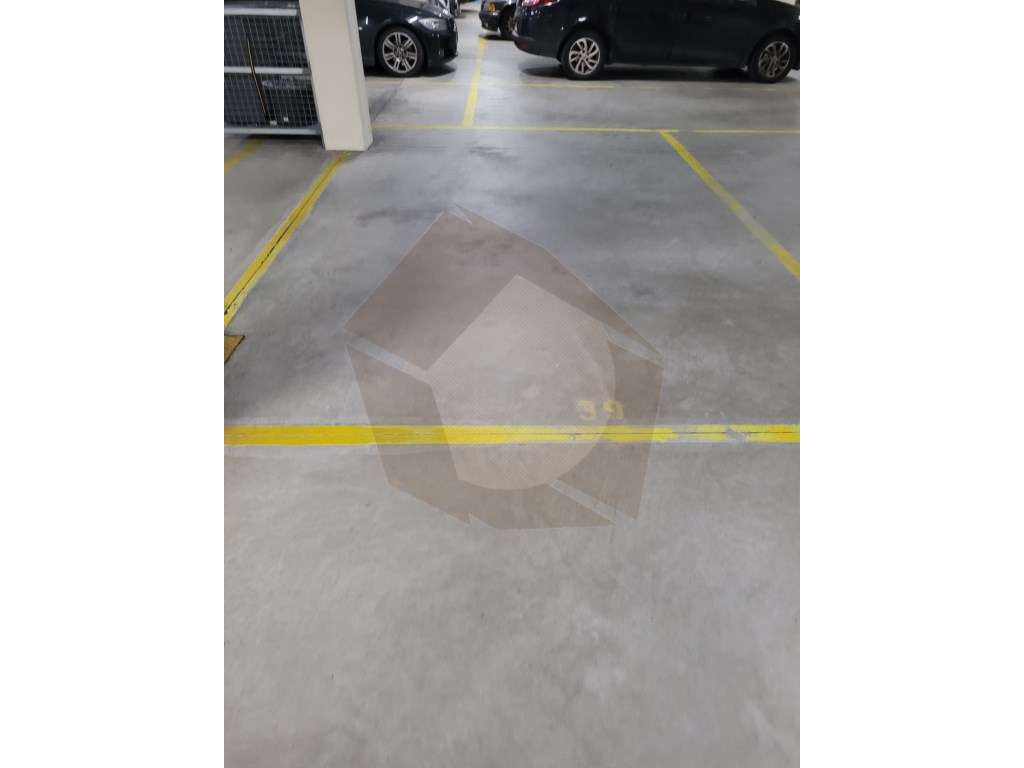 ARRENDAMENTO LUGARES GARAGEM - PERAFITA - Grande imagem: 2/6