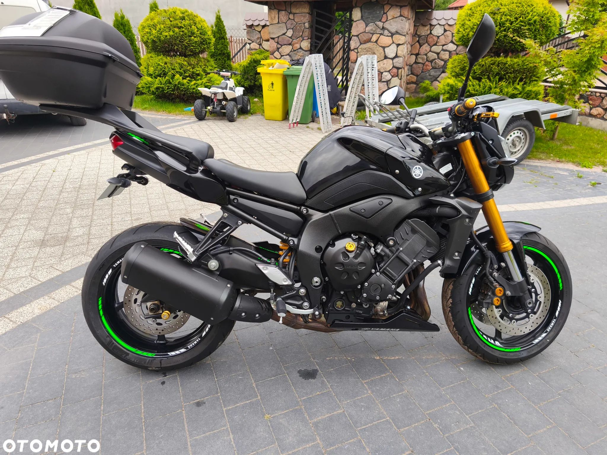 Yamaha FZ8 - 1