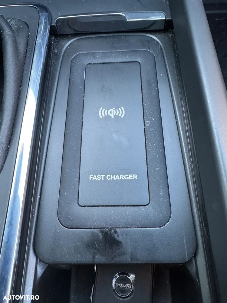 Volvo XC 60 D4 AWD Geartronic Momentum - 27