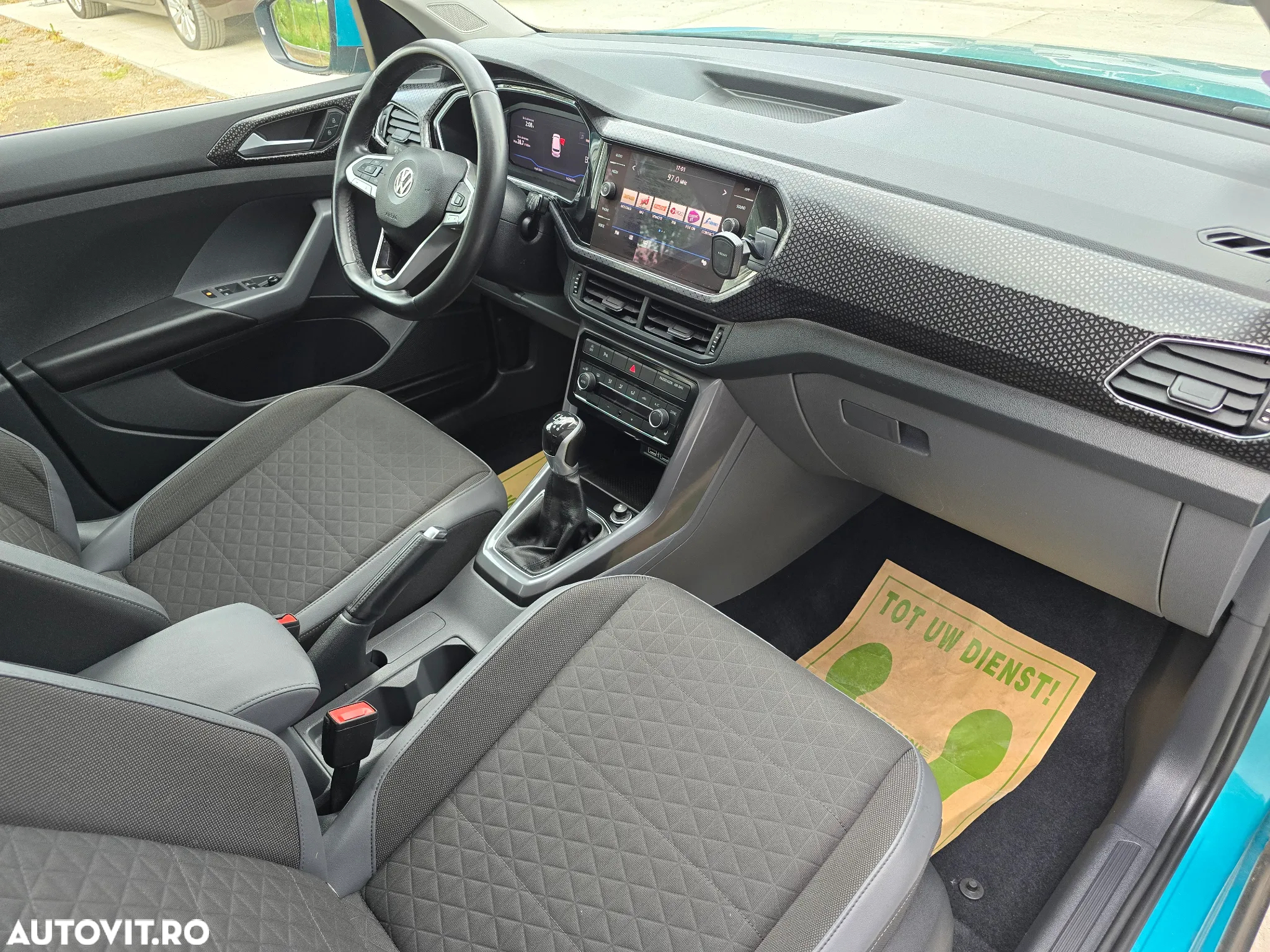 Volkswagen T-Cross - 7