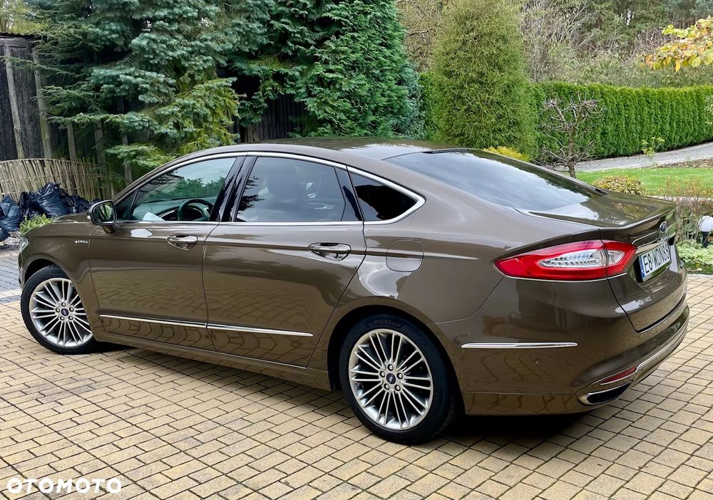 Ford Mondeo Vignale 2.0 Hybrid - 4