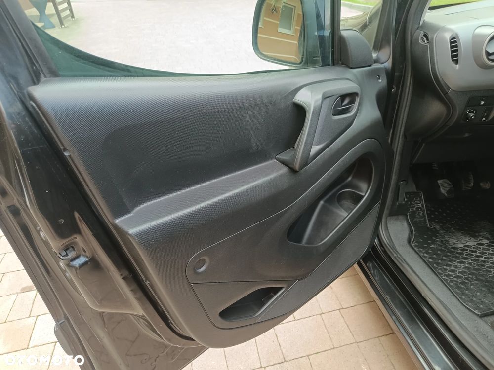 Citroën BERLINGO - 17