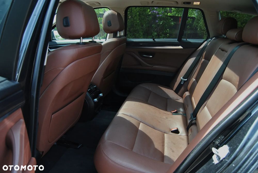 BMW Seria 5 520d Luxury Line - 6