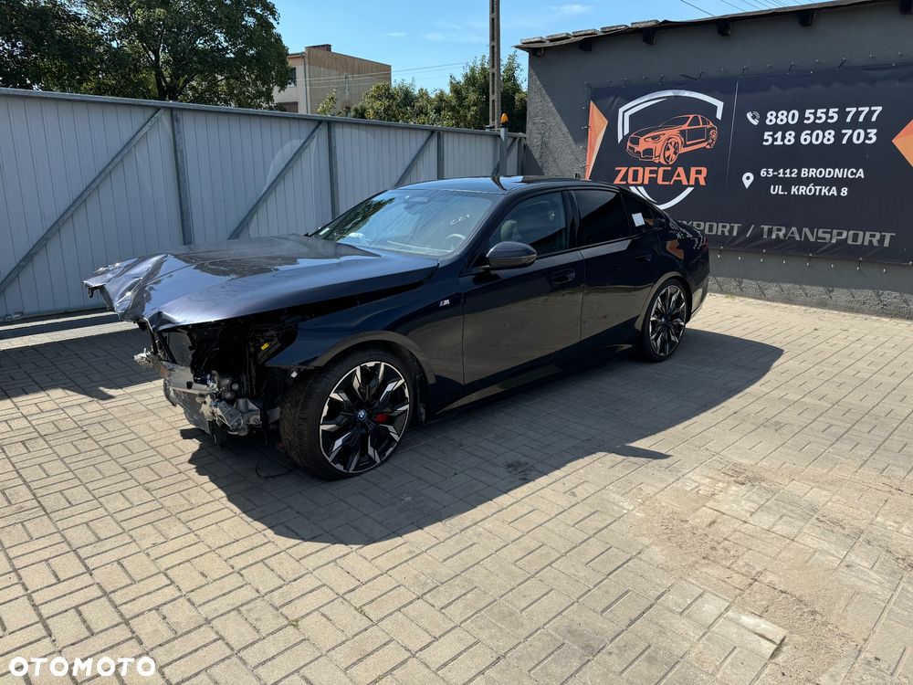BMW i5 83.9kWh eDrive40 M Sport Edition - 1