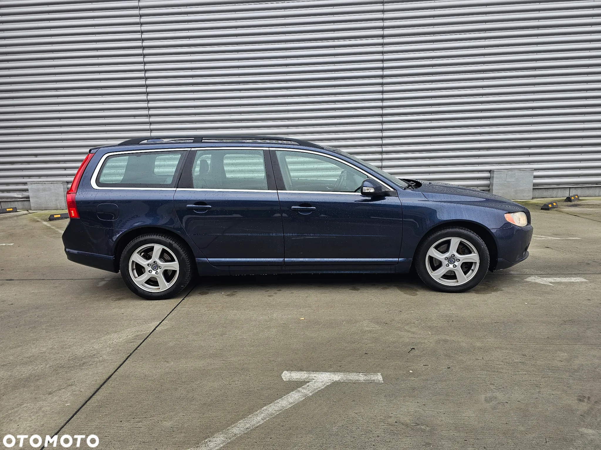 Volvo V70 D3 Momentum - 12