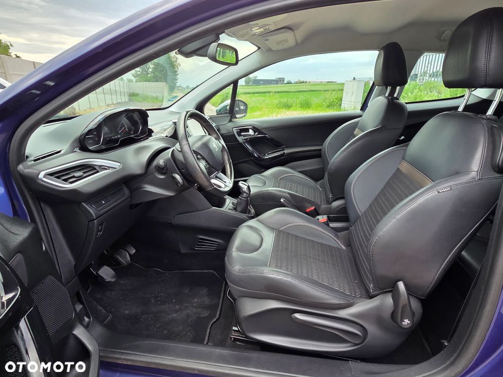 Peugeot 208 95 VTI Active - 10
