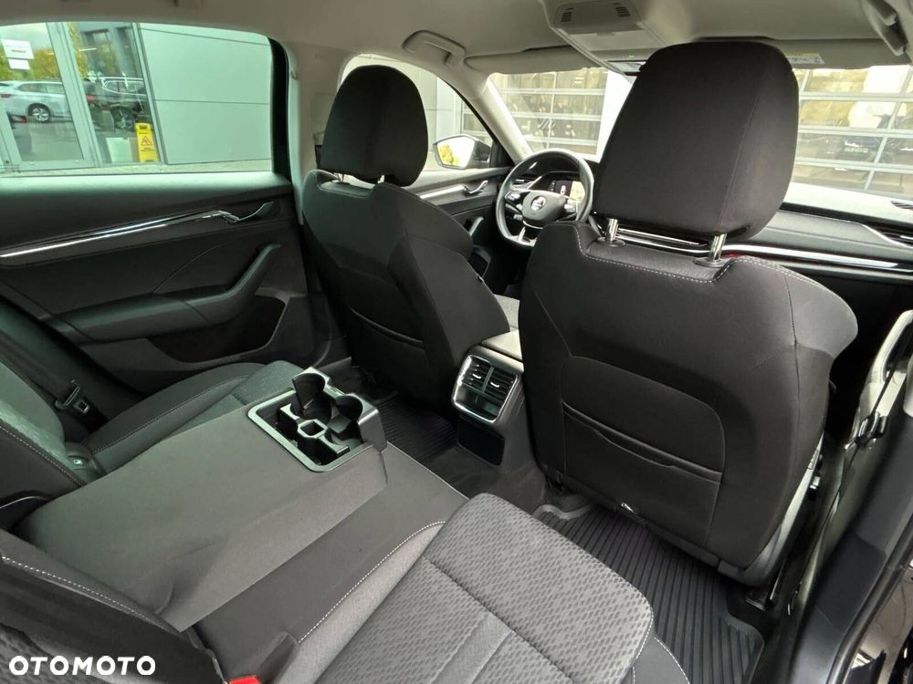 Skoda Octavia 2.0 TSI 4x4 Style DSG - 10