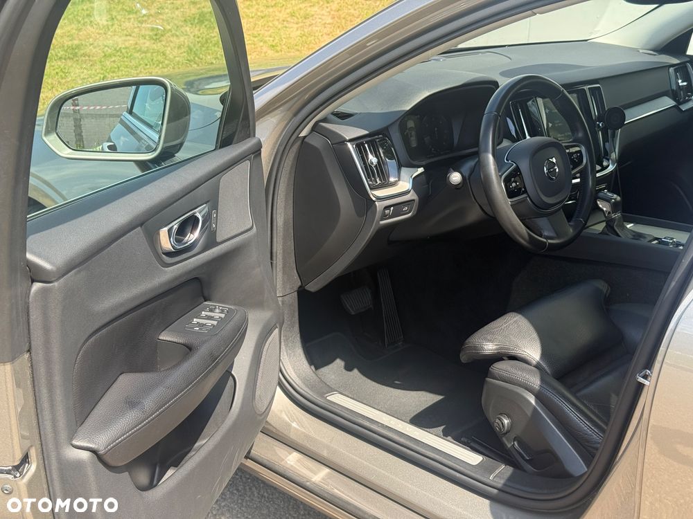 Volvo V60 D4 Inscription - 12