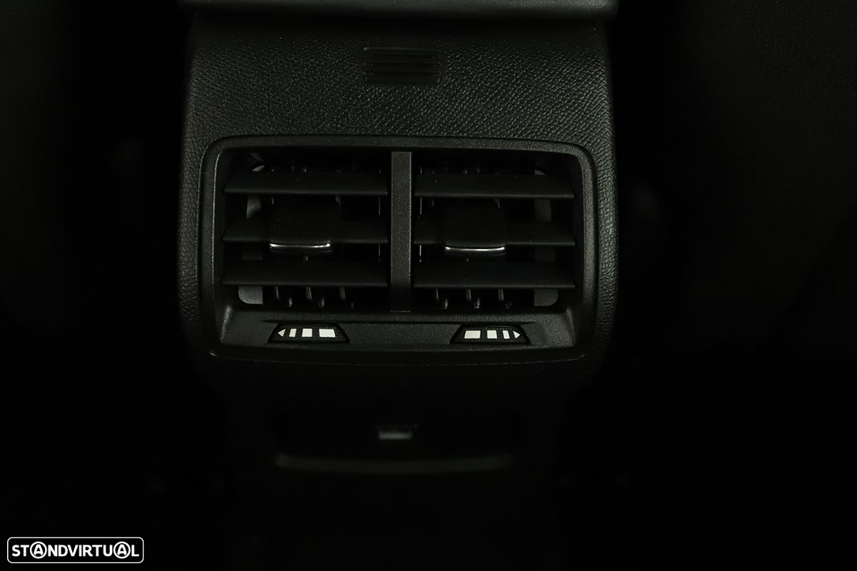 Citroën C4 1.2 PureTech Plus EAT8 - 23