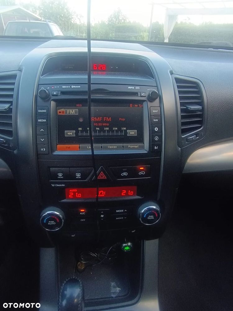 Kia Sorento - 10