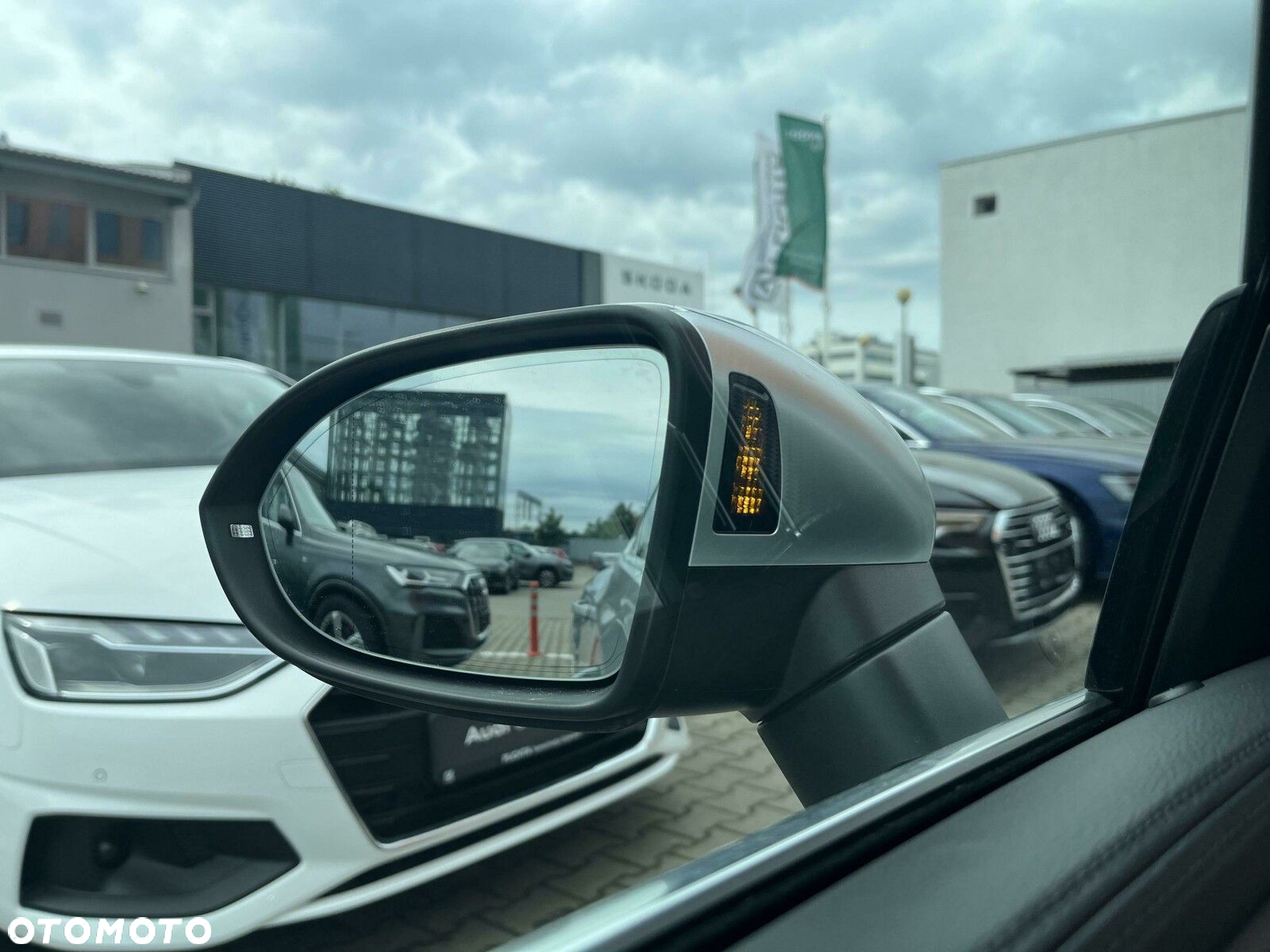 Volkswagen Arteon 2.0 TSI 4Motion R DSG - 29