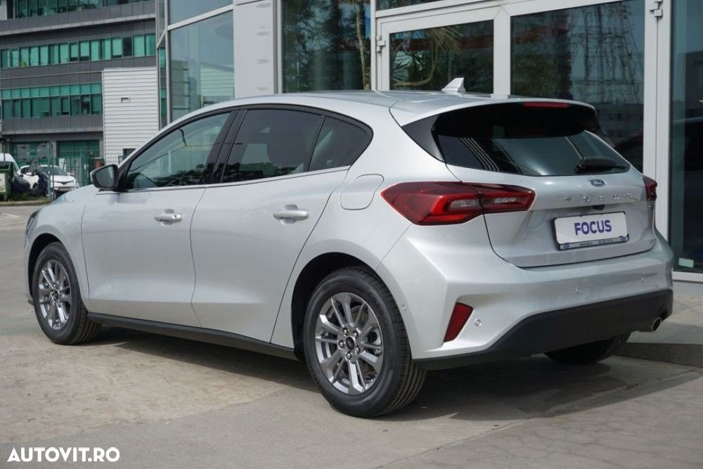 Ford Focus - 5